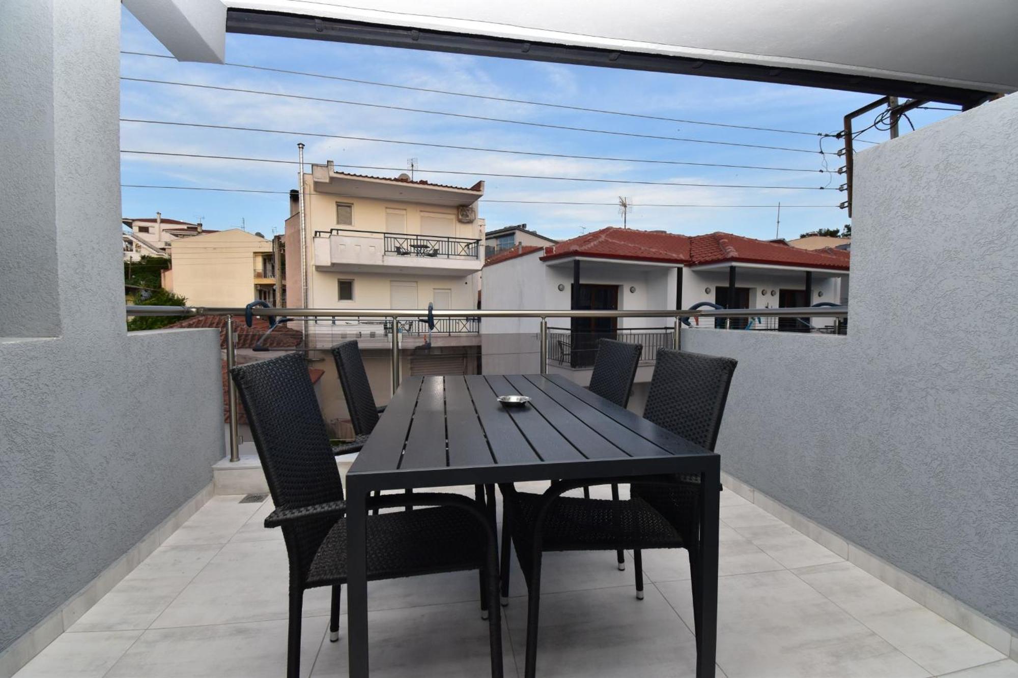 Apartments Miki 波利克罗诺 外观 照片